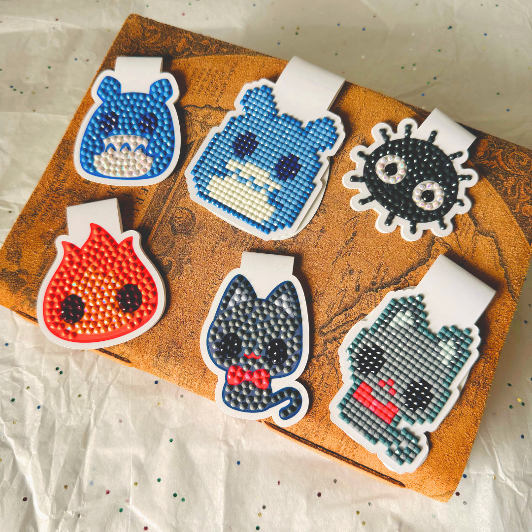 Cat Familiar Magnetic Bookmark without grid
